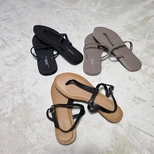 Old Navy Flip Flop Sandal Lot of 3 Women's Size 6 T Strap Faux Leather Flat